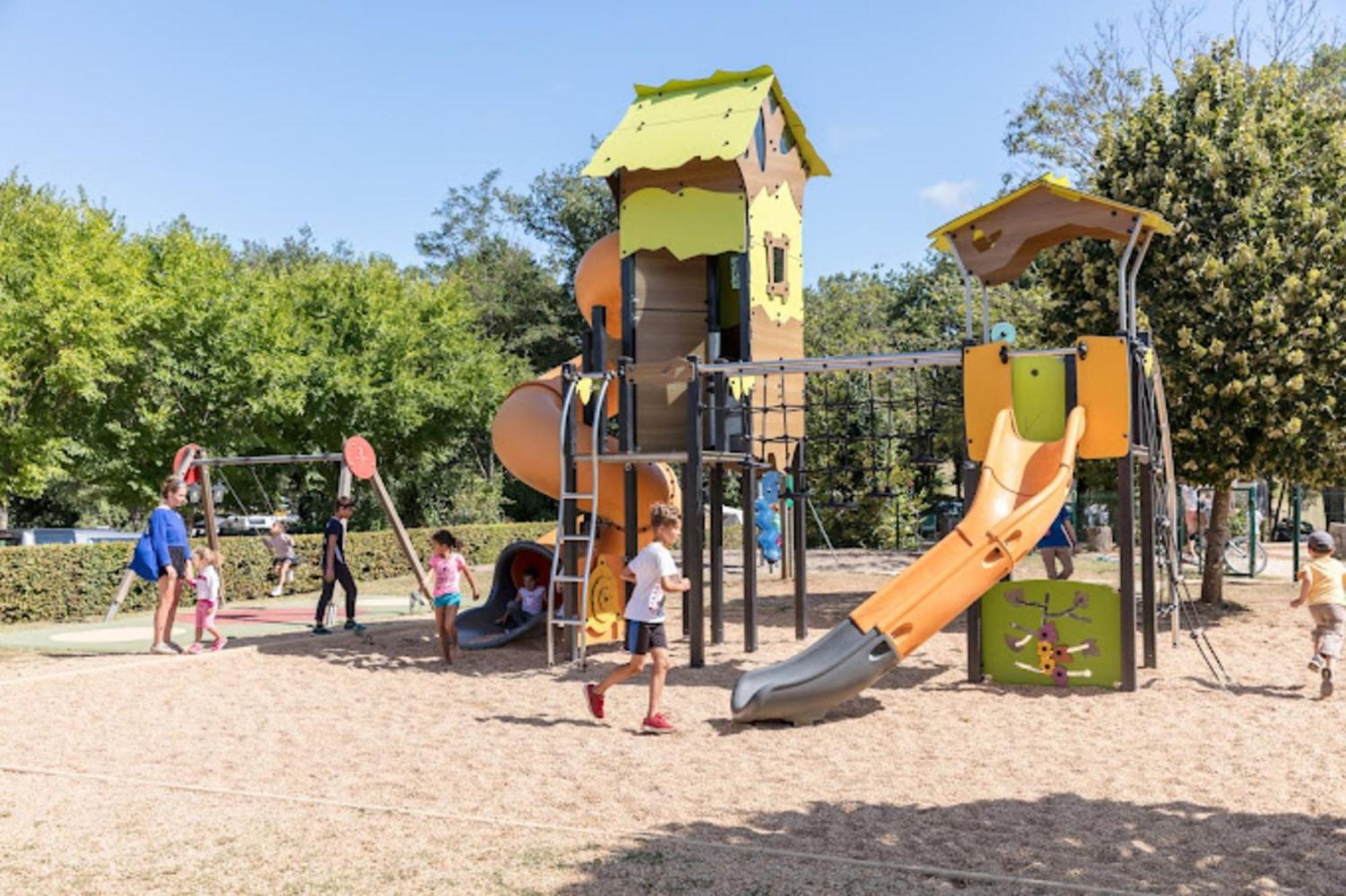 Camping Saint Avit Loisirs Journiac Ngoại thất bức ảnh